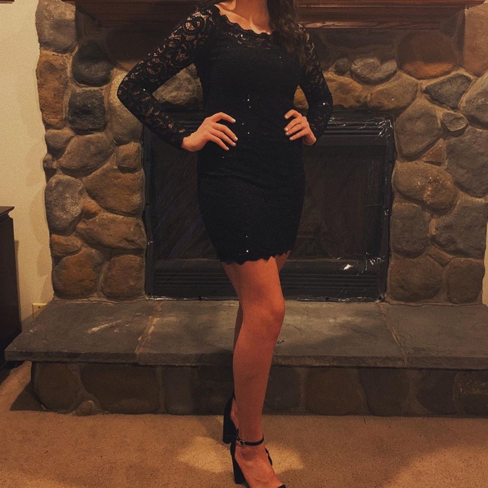 Beautiful Sequin Bodycon Longsleeve Black Dress